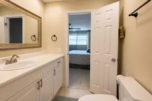 2651 Sunrise Lakes Dr E, Sunrise, FL 33322 - Photo 7