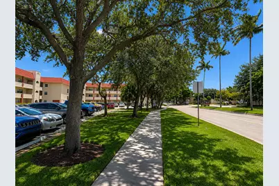 2651 Sunrise Lakes Drive E #310, Sunrise, FL 33322 - Photo 25
