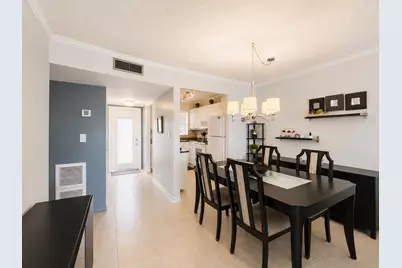 2651 Sunrise Lakes Drive E #310, Sunrise, FL 33322 - Photo 5