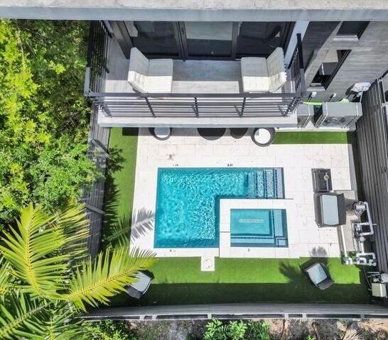 2514 NE 21st St #A - 2514 NE 21st St #A, Fort Lauderdale, FL 33305 Luxury Property | Jose Angel Pina