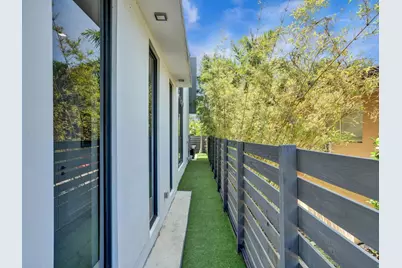 2514 NE 21st Street #A, Fort Lauderdale, FL 33305 - Photo 39