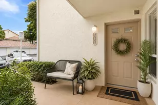 20101 Glenmoor Dr, West Palm Beach, FL 33409 - Photo 3