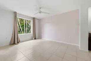 20101 Glenmoor Dr, West Palm Beach, FL 33409 - Photo 15