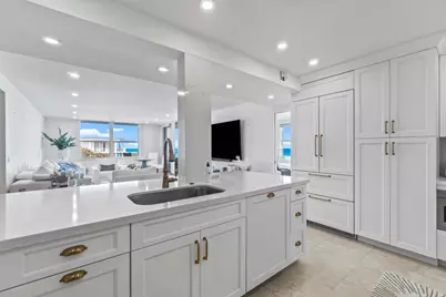 2295 S Ocean Boulevard #425, Palm Beach, FL 33480 - Photo 9