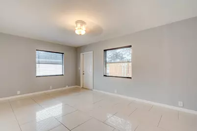 311 De Carie Street #311-313, Delray Beach, FL 33444 - Photo 7