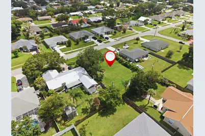 719 SE Thornhill Drive, Port Saint Lucie, FL 34983 - Photo 13