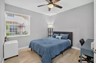 17050 Emile St, Boca Raton, FL 33487 - Photo 25