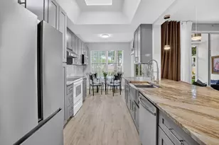 17050 Emile St, Boca Raton, FL 33487 - Photo 9