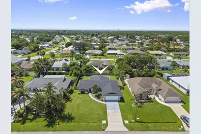 1202 SE McFarlane, Port Saint Lucie, FL 34952 - Photo 3