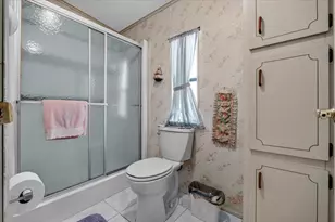 6578 NW 37th Ave, Coconut Creek, FL 33073 - Photo 17