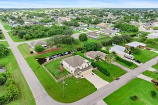 4662 SW Bradbury St, Port Saint Lucie, FL 34953 - Photo 5