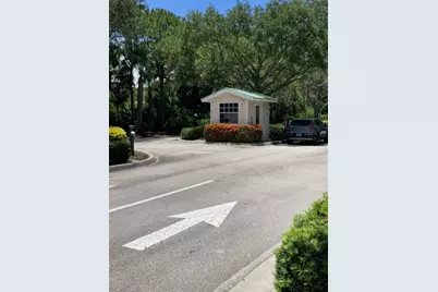 1571 SE Hampshire Way #102, Stuart, FL 34994 - Photo 7