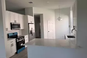 13377 NW 14th St, Pembroke Pines, FL 33028 - Photo 5