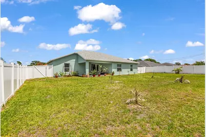 1220 SE Navajo Lane, Port Saint Lucie, FL 34983 - Photo 37