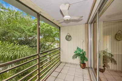 118 Royal Park Drive #4G, Oakland Park, FL 33309 - Photo 7