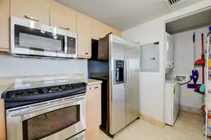 2001 N Ocean Blvd, Fort Lauderdale, FL 33305 - Photo 7