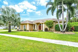 2665 Yarmouth Dr, Wellington, FL 33414 - Photo 15