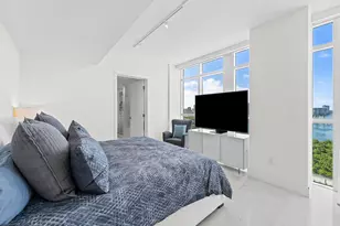 400 Sunny Isles Blvd, Sunny Isles Beach, FL 33160 - Photo 19