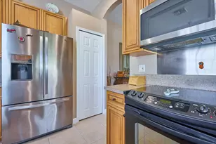 530 Commons Dr, Palm Beach Gardens, FL 33418 - Photo 29