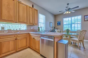 530 Commons Dr, Palm Beach Gardens, FL 33418 - Photo 23