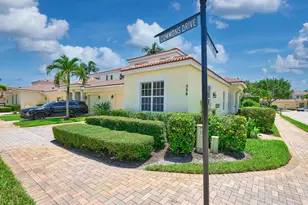 530 Commons Dr, Palm Beach Gardens, FL 33418 - Photo 3