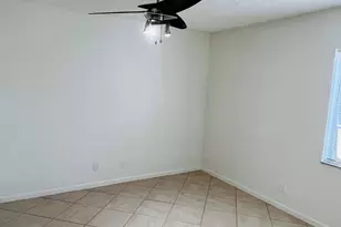604 NW 13th St, Boca Raton, FL 33486 - Photo 11