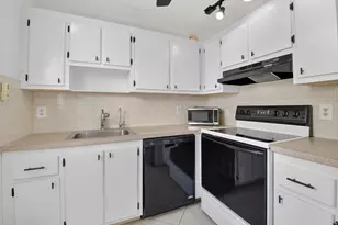 449 Monaco J, Delray Beach, FL 33446 - Photo 7