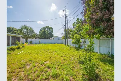 355 Johnston Street, Fort Pierce, FL 34982 - Photo 9