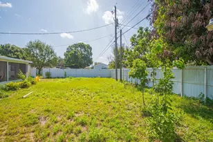355 Johnston St, Fort Pierce, FL 34982 - Photo 9