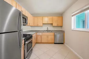 421 S Lakeside Dr, Lake Worth Beach, FL 33460 - Photo 5