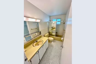421 S Lakeside Drive #7, Lake Worth Beach, FL 33460 - Photo 5