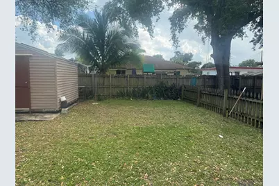 2360 NW 98th Street, Miami, FL 33147 - Photo 19