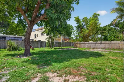 423 SW 11th Court #A, Fort Lauderdale, FL 33315 - Photo 19