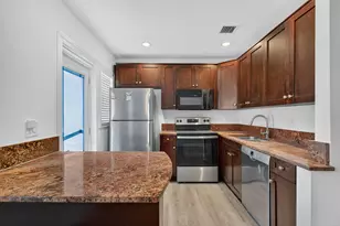 423 SW 11th Ct, Fort Lauderdale, FL 33315 - Photo 9