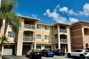 6529 Emerald Dunes Dr, West Palm Beach, FL 33411 - Photo 1