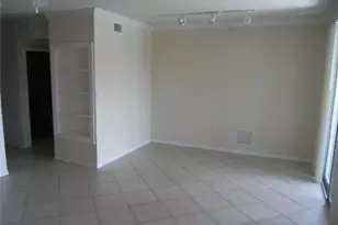 6529 Emerald Dunes Dr, West Palm Beach, FL 33411 - Photo 5