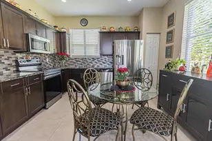 477 SW Talquin Ln, Port Saint Lucie, FL 34986 - Photo 7