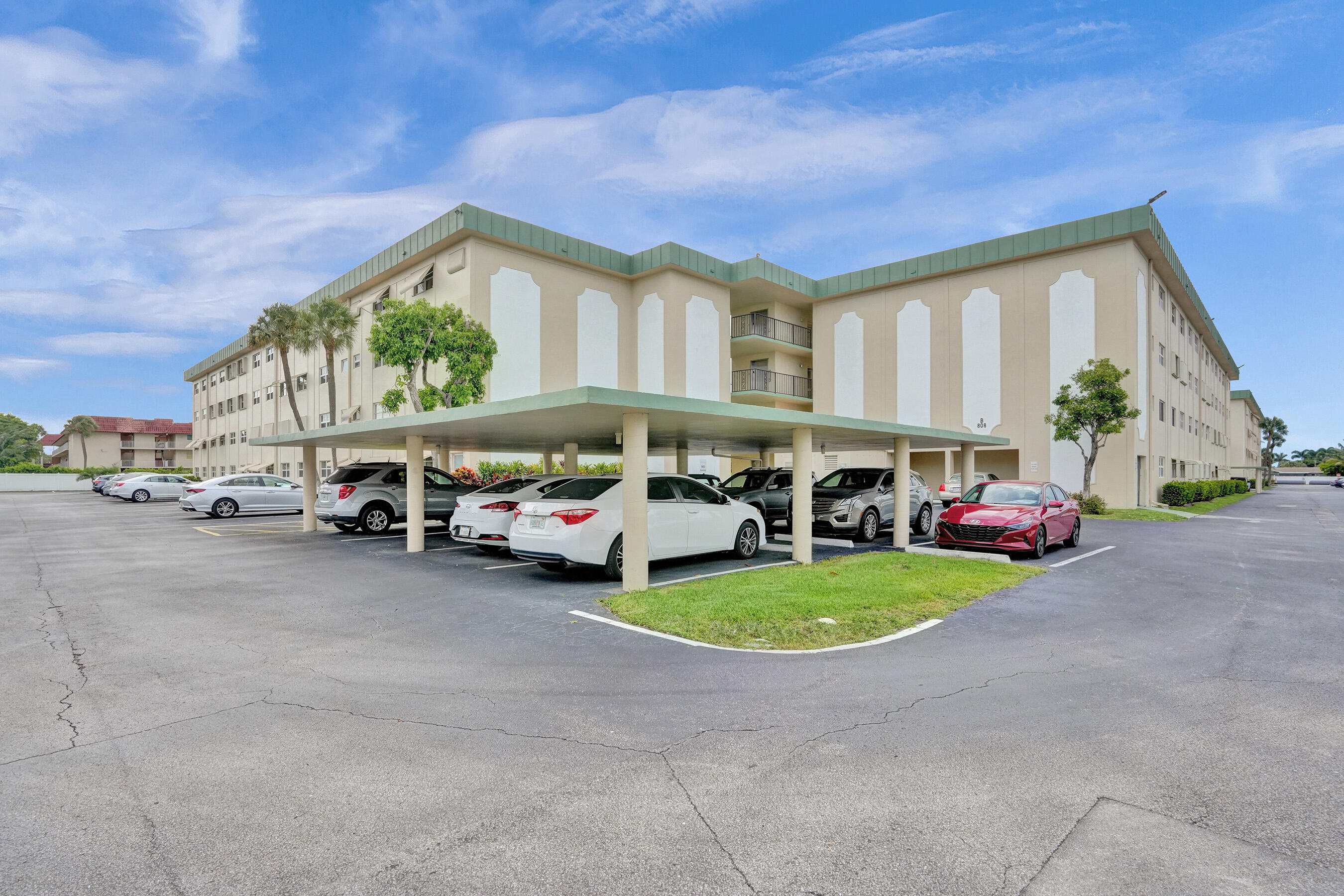 810 SE 7th St #207 - 810 SE 7th St #207, Deerfield Beach, FL 33441 Luxury Property | Jose Angel Pina