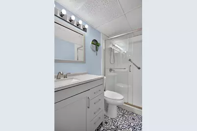 1030 Country Club Drive, Margate, FL 33063 - Photo 19
