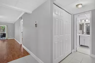 1030 Country Club Dr, Margate, FL 33063 - Photo 11