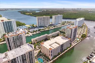 220 Kings Point Dr, Sunny Isles Beach, FL 33160 - Photo 35