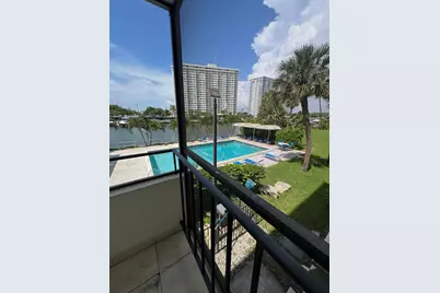 220 Kings Point Drive #210, Sunny Isles Beach, FL 33160 - Photo 43
