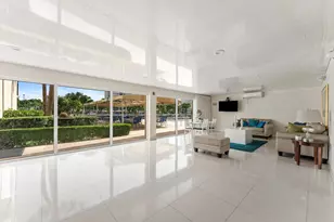 220 Kings Point Dr, Sunny Isles Beach, FL 33160 - Photo 37