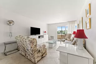 220 Kings Point Dr, Sunny Isles Beach, FL 33160 - Photo 9