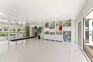 220 Kings Point Dr, Sunny Isles Beach, FL 33160 - Photo 39