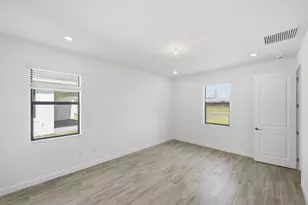 6669 NW Heirloom Terrace, Port Saint Lucie, FL 34987 - Photo 13