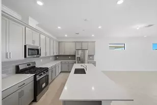 6891 NW Kestrel Lane, Port Saint Lucie, FL 34987 - Photo 5