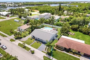 728 NE 9th Ave, Boynton Beach, FL 33435 - Photo 35