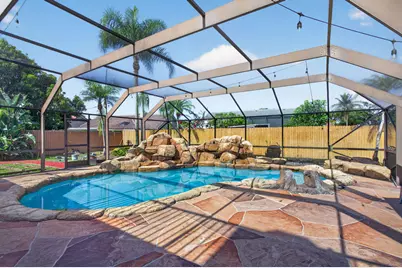 7355 NW 83rd Avenue, Tamarac, FL 33321 - Photo 31