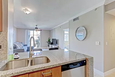 630 S Sapodilla Avenue S #321, West Palm Beach, FL 33401 - Photo 7
